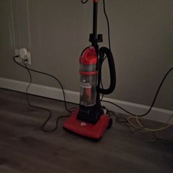 Bagless Power Express Dirt Devil