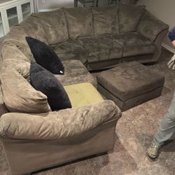 Sectional Sofa 