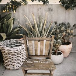 Farmhouse Rustic Bench Decor 