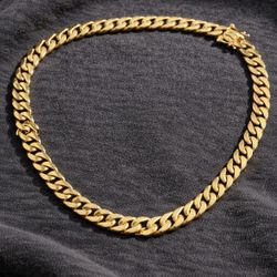Gold Cuban Link Chain 10mm – 20”