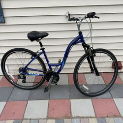 Fuji Crosstown 1.3 Step-Through Hybrid Bicycle