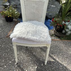 Vintage Chair 