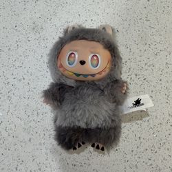 “ID” Labubu