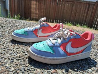 Nike Low-Top Sneakers Multicolor size 5Y big kids