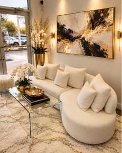 CURVED SECTIONAL IN BEIGE 🤍🛋️