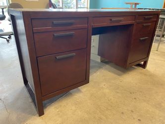 Mahogany Finished Wooden Office Desk with Sleek Drawer Pulls
