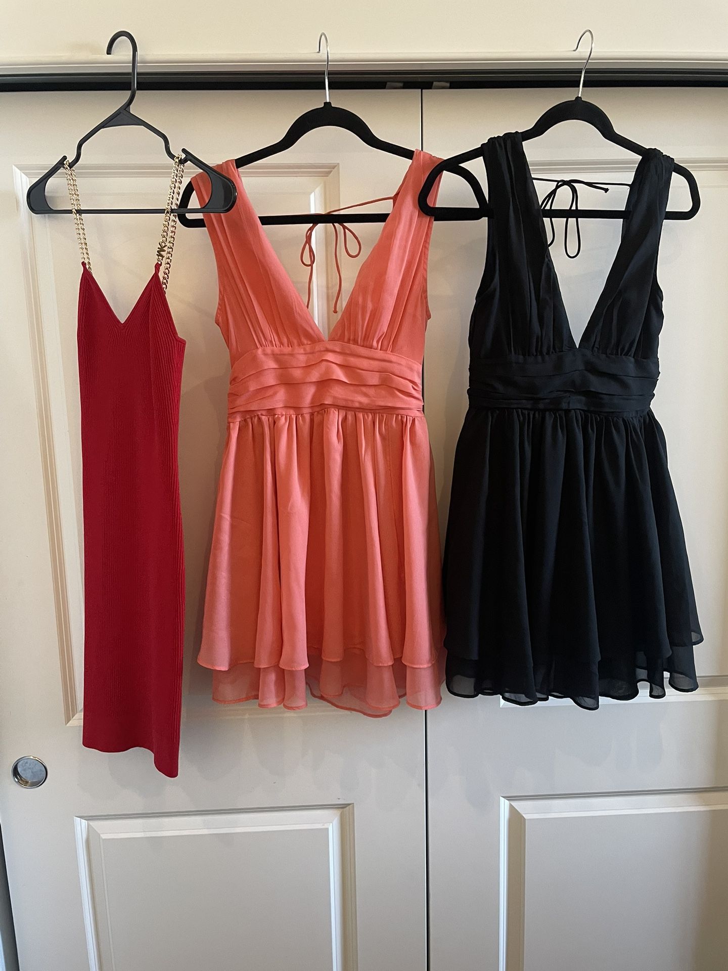 3 Dresses Size XS