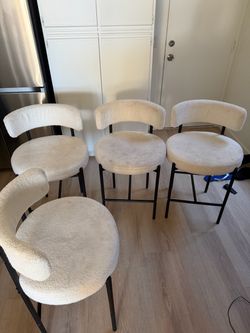 Counter top chairs