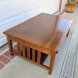 Coffee / Center Table : Mission Style