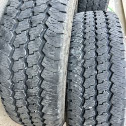 Tires. LT275/70/R18