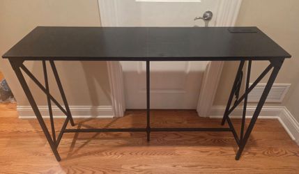 55'' Bar Table, Kitchen Dining Table with Power Outlet and Footrest, Industrial Style, Black