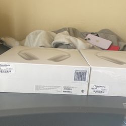 2) sealed AirPod pro max  authentic