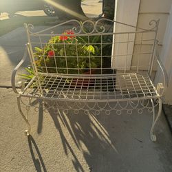 **** NEW CUTE BENCH PLANTER - PLS READ DESCRITION & SEE MY OTHER LISTINGS ****