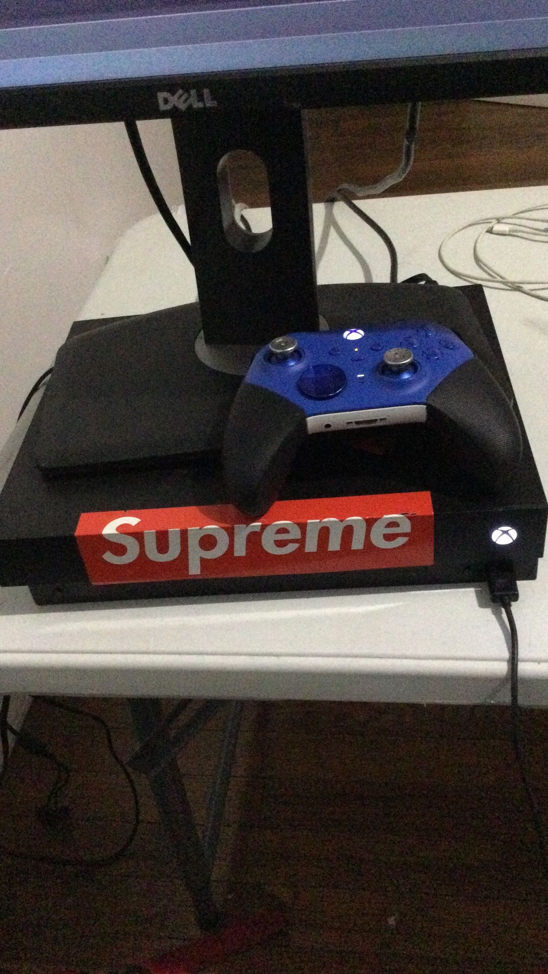 Xbox One X 1 Remote