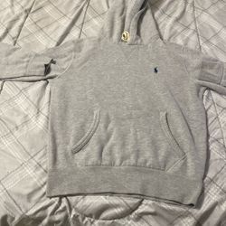 orginal polo sweatshirt bought it for 100 asking for 35 zise small in men