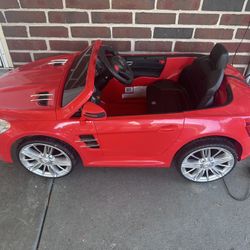 Kids Battery-operated Mercedes Car 