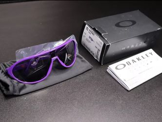 New Oakley CMDN Sunglasses Electric Purple Frame Prizm Black Lens Shield Sports
