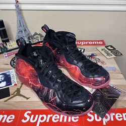 Nike Foamposite Stranger Things - Sz 12 & 13