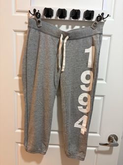 old navy women’s sweatpants M
