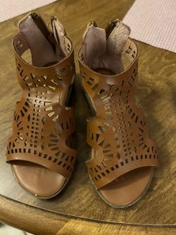 Sandals- Girls