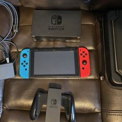 Nintendo Switch 