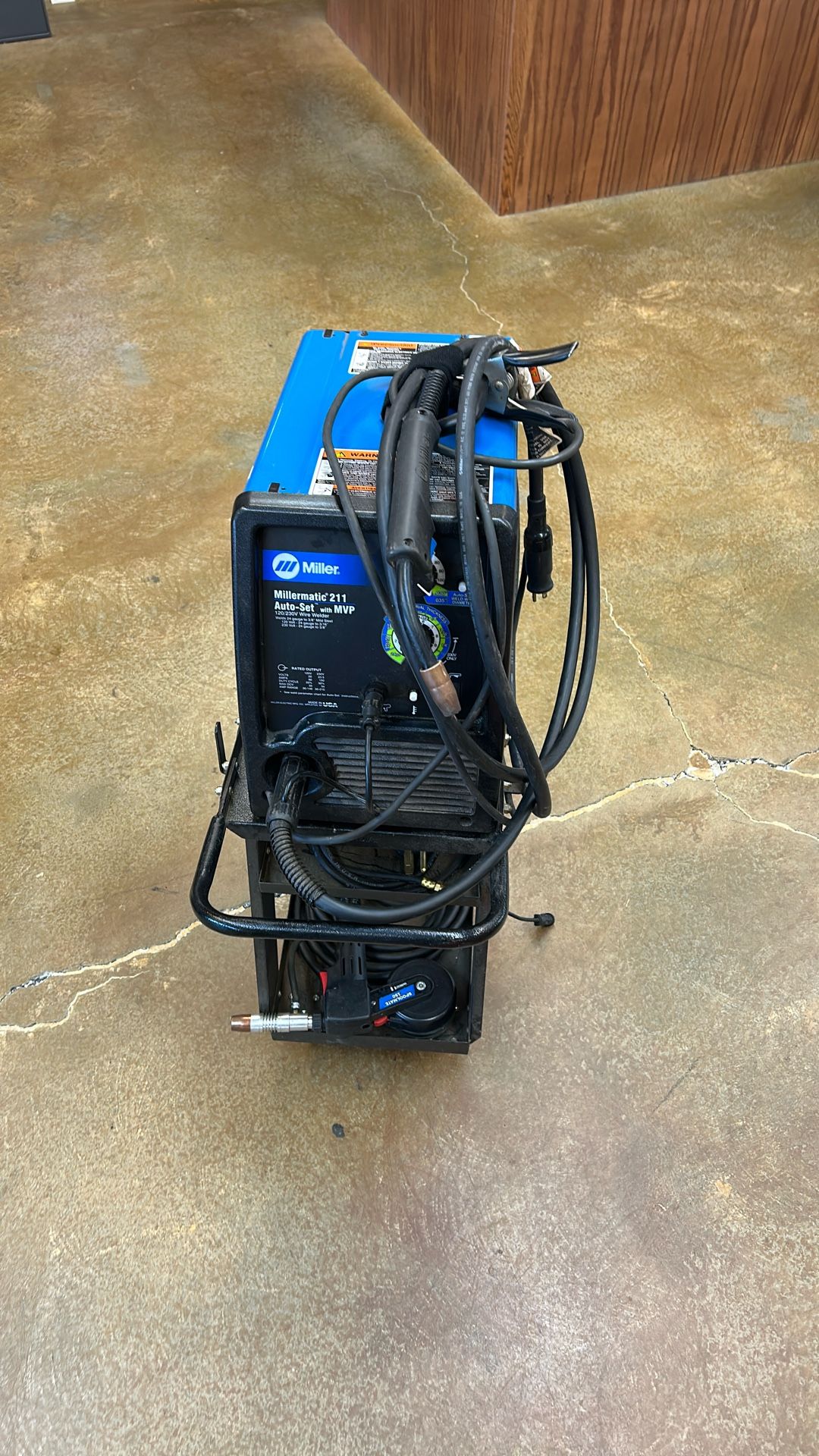 Miller Millermatic 211 Auto Set Up With Mvp One/230V wire welder with schoolmate, engage, and cart full set