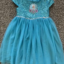 Custom dress “Frozen/ Elsa” Size 7-8