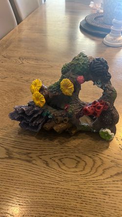 Aquarium Ornament (Like New)