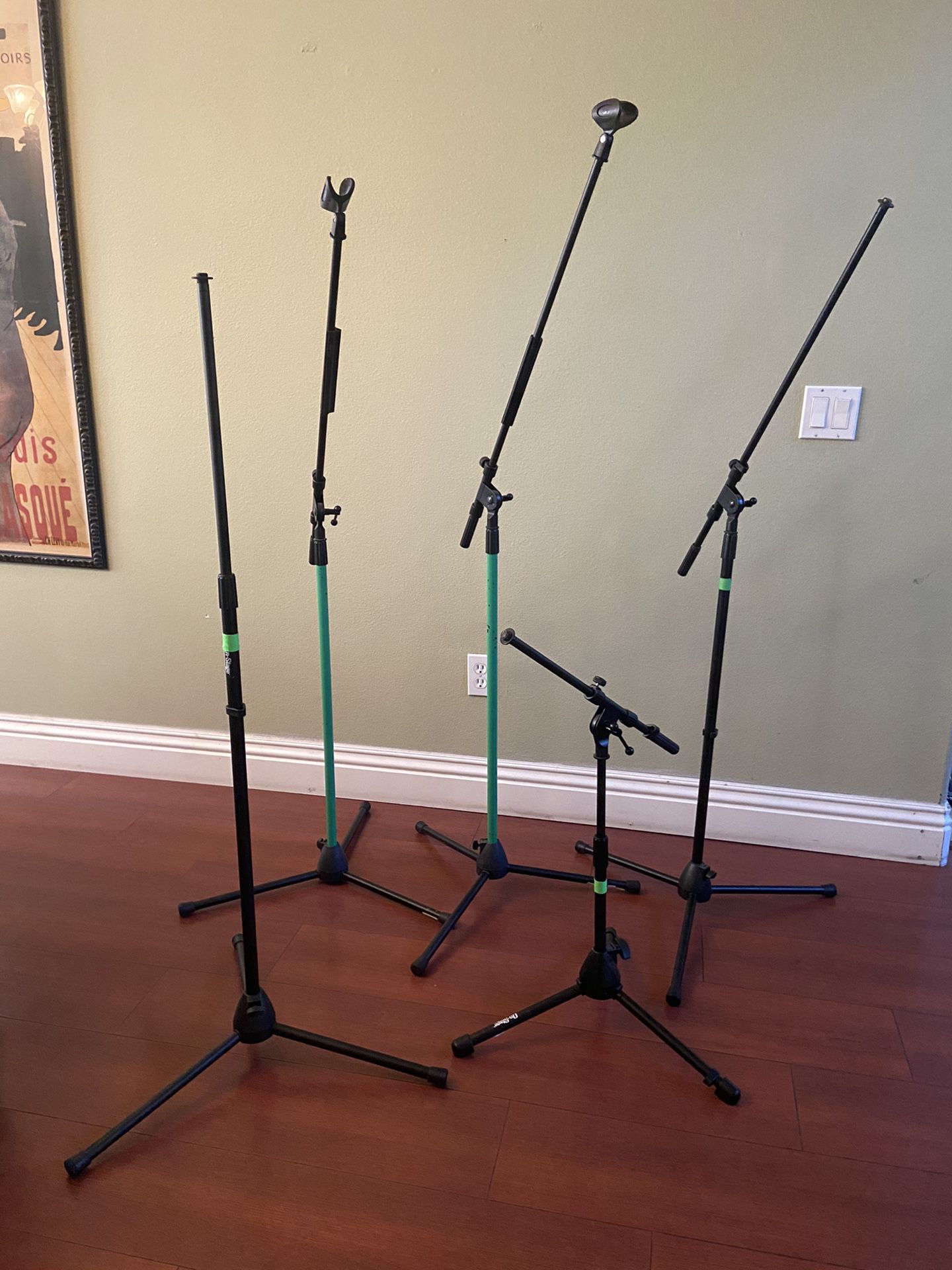 ON STAGE Various microphone Stands