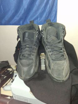 They are jordan 12 new
