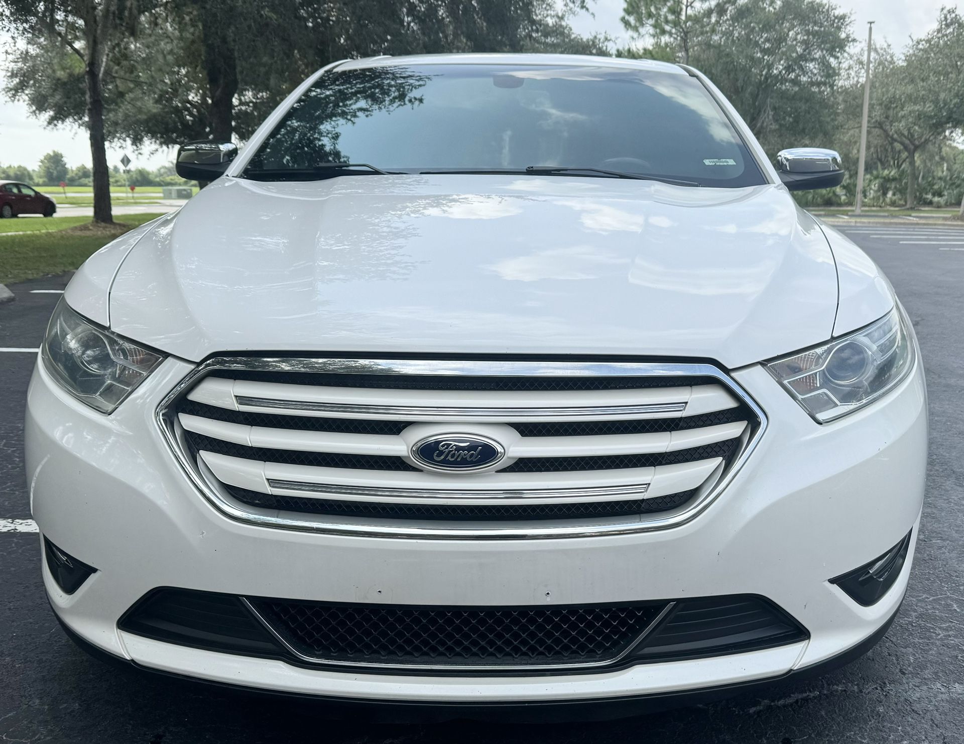 2013 Ford Taurus