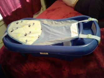 Baby bath tub asking 15 obo