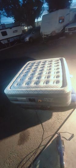 Queen Air Mattress