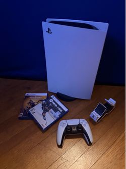 PS5 825 Gig Disc/Digital Adult owned -Perfect Condition