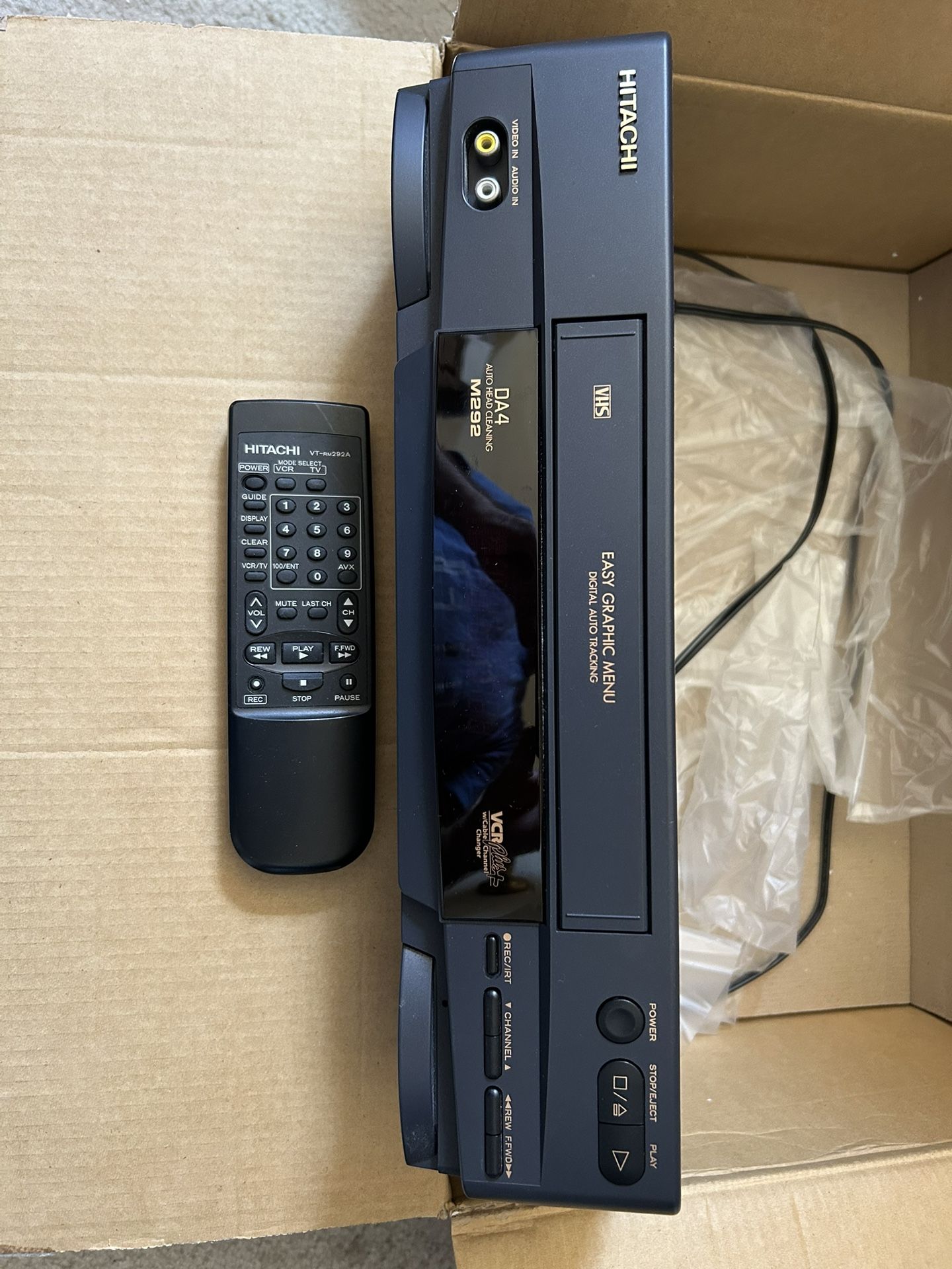 Hitachi VT-M292A VCR VHS Player/Recorder