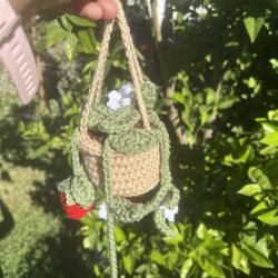 1 Crochet Strawberry Hanging Plant