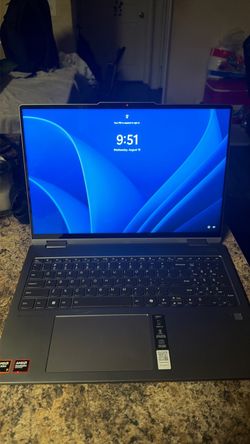 Lenovo Yoga , grey 16”