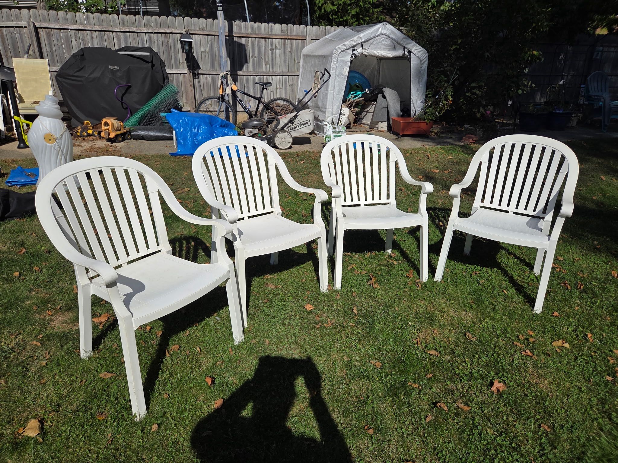 OUTDOOR WHITE HEAVY PLASTIC CHAIRS SET OF 4