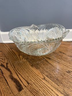 Vintage Glass Punch Bowl - 2 Gallon ( 8 Quarts )