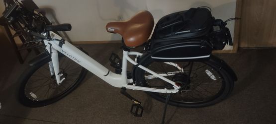 Velotric Breeze1 ebike