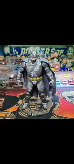 McFarlane DC Multiverse Armored Batman BVS Armor Suit 7" Action Figure