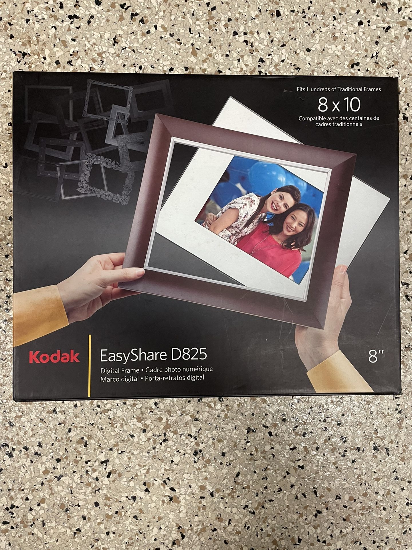 Kodak Easyshare (D825) 8” Digital Photo Picture Frame
