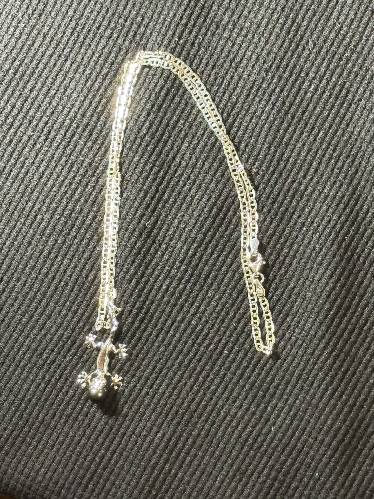 Gecko With Pearl In Mouth/ Get Both Geckos And 1 Chain