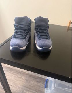 Jordan 11s