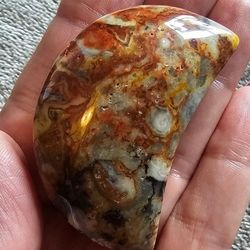 🌜Crystals | Root Agate Carved Moon🌛