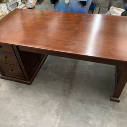 Desk & Hutches/Cabinets - Matching Bedroom Set