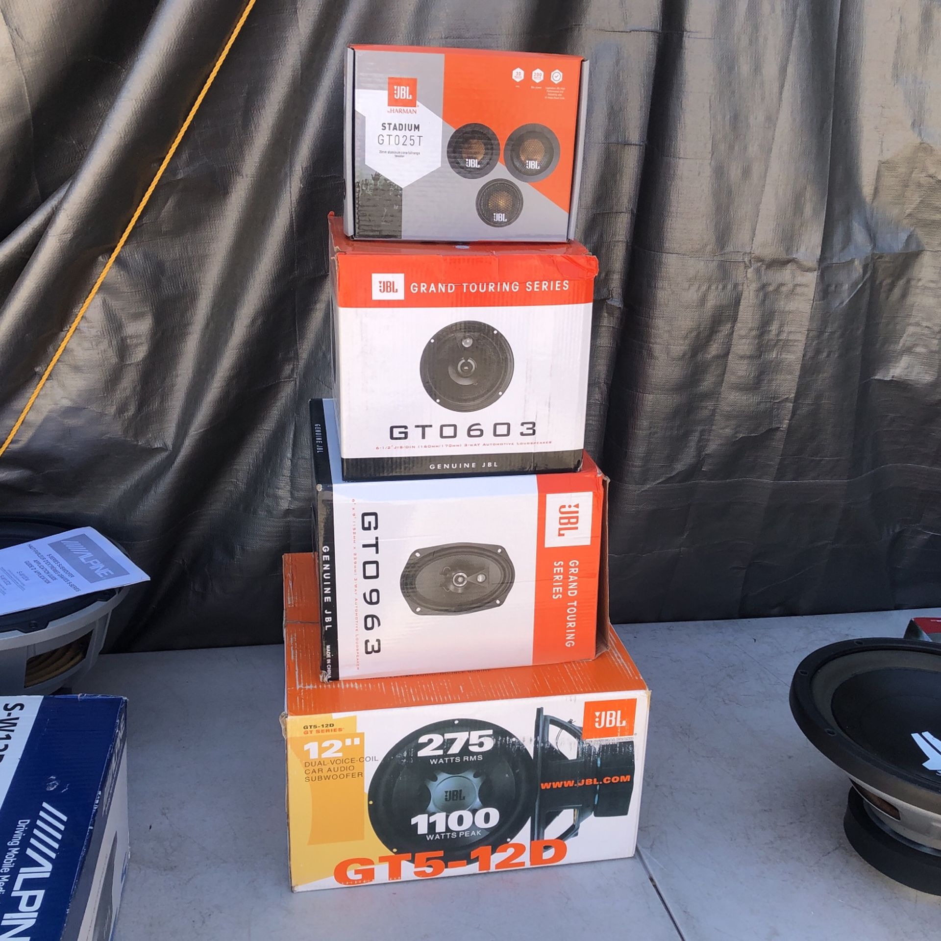 JBL Car Audio Speakers N Subwoofer With Tweeters New New”