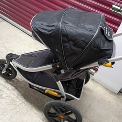 BURLEY SOLSTICE STROLLER 