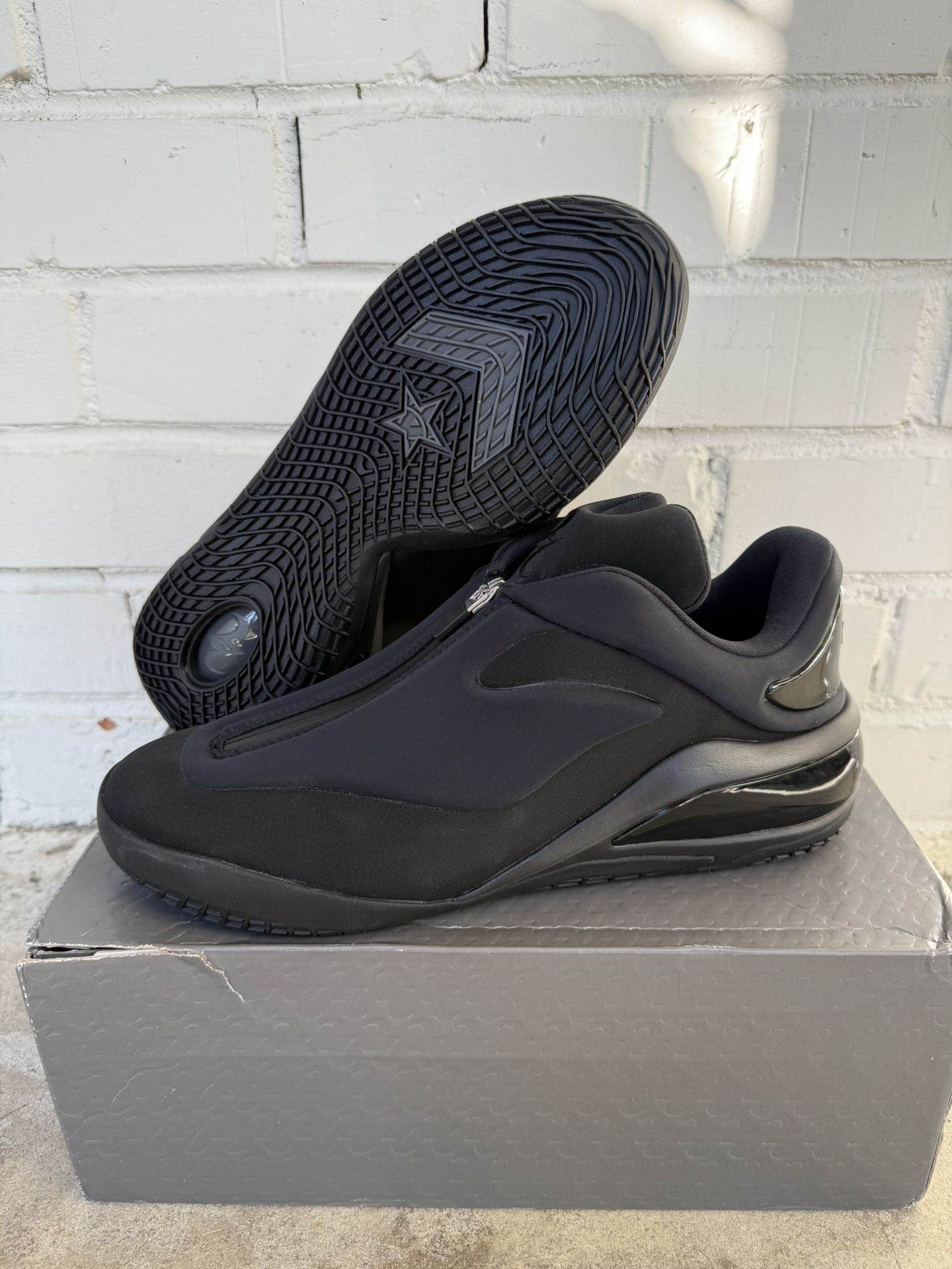 Men’s Size 9 - Converse SHAI 001 Charm Black A18977C