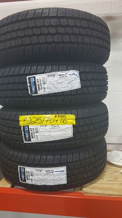 Brand new set p225/70/16...